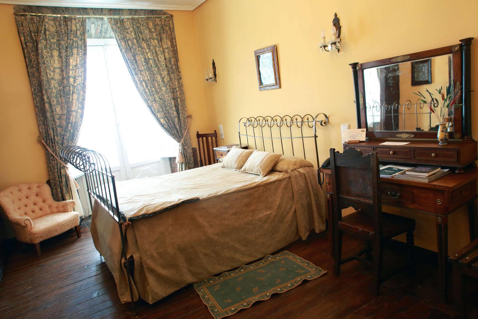Hotel Monumento Pazo Do Castro O Barco de Valdeorras Extérieur photo
