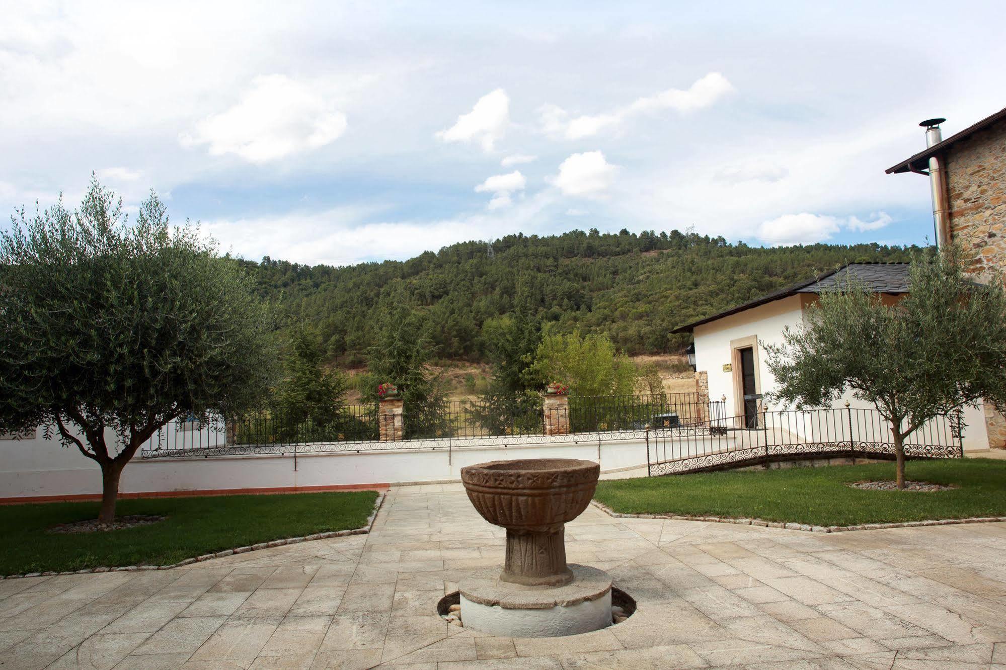 Hotel Monumento Pazo Do Castro O Barco de Valdeorras Extérieur photo